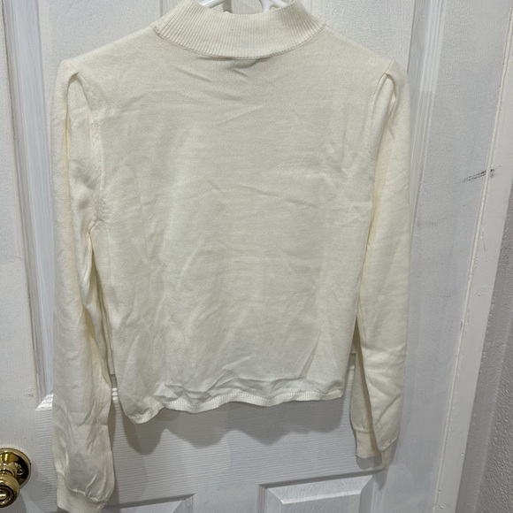 Limited edition white sweater - Picture 3 of 3